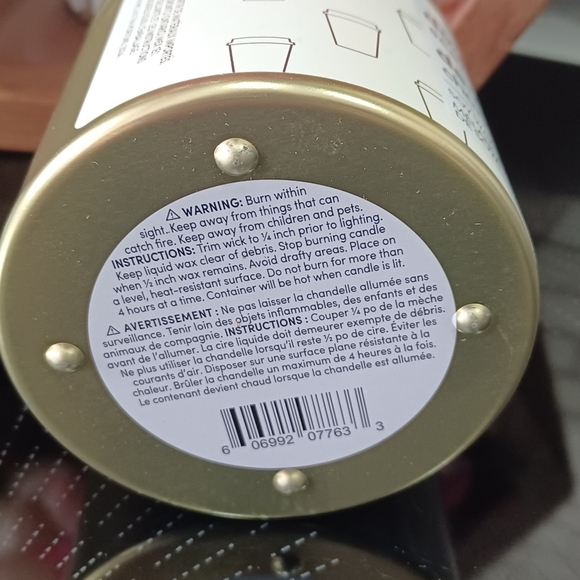 Tim Horton’s Double Double Soy Wax Blend Scented Candle 10oz - Picture 5 of 5